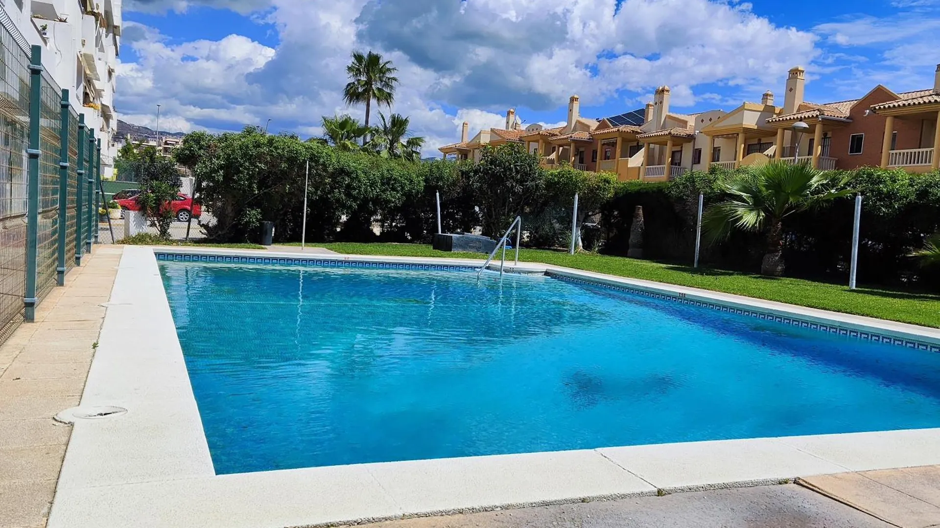 La Marina Beach 3 Bedrooms Sun & Golf Torre de Benagalbon Apartment