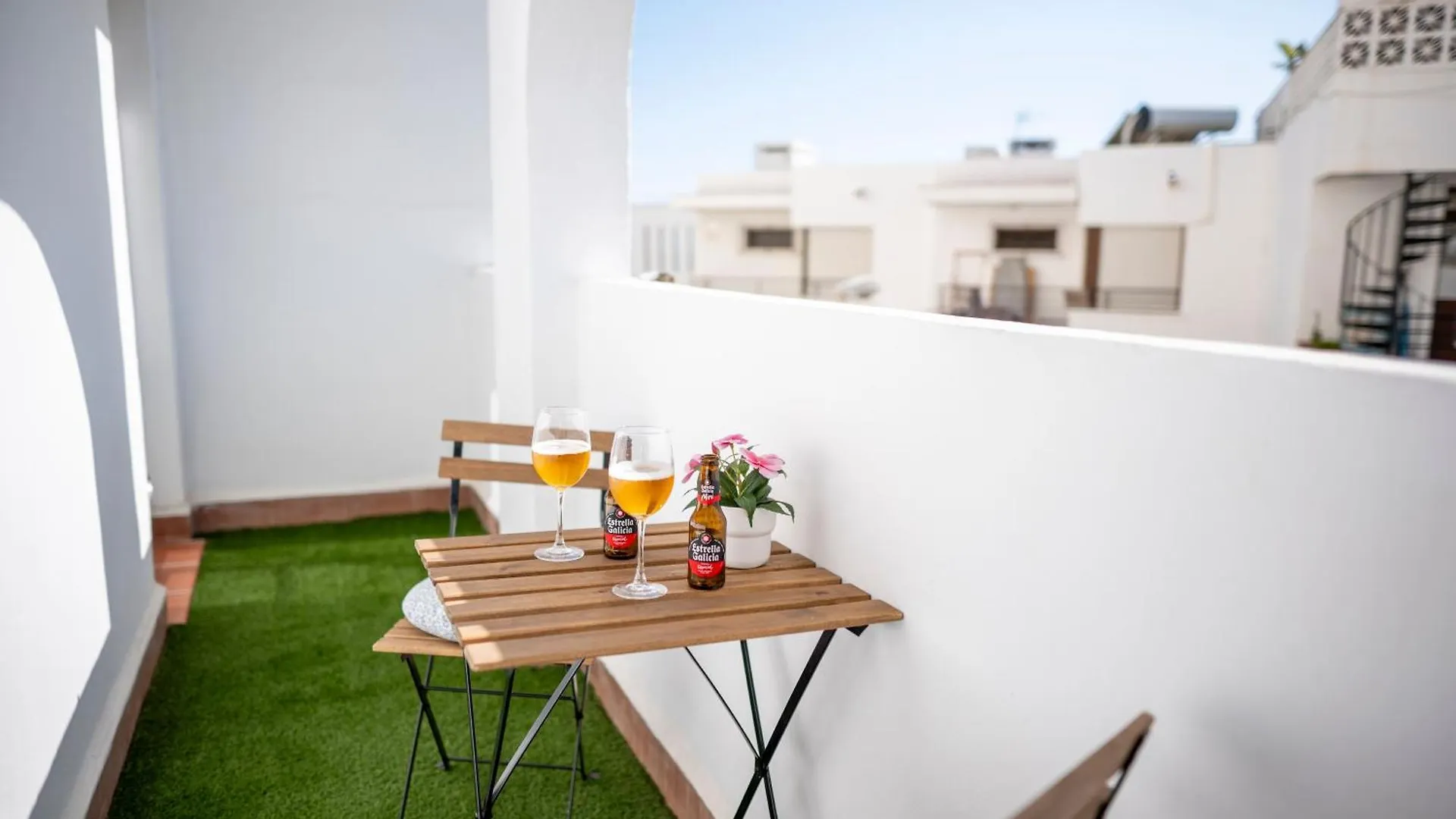 La Marina Beach 3 Bedrooms Sun & Golf Torre de Benagalbon