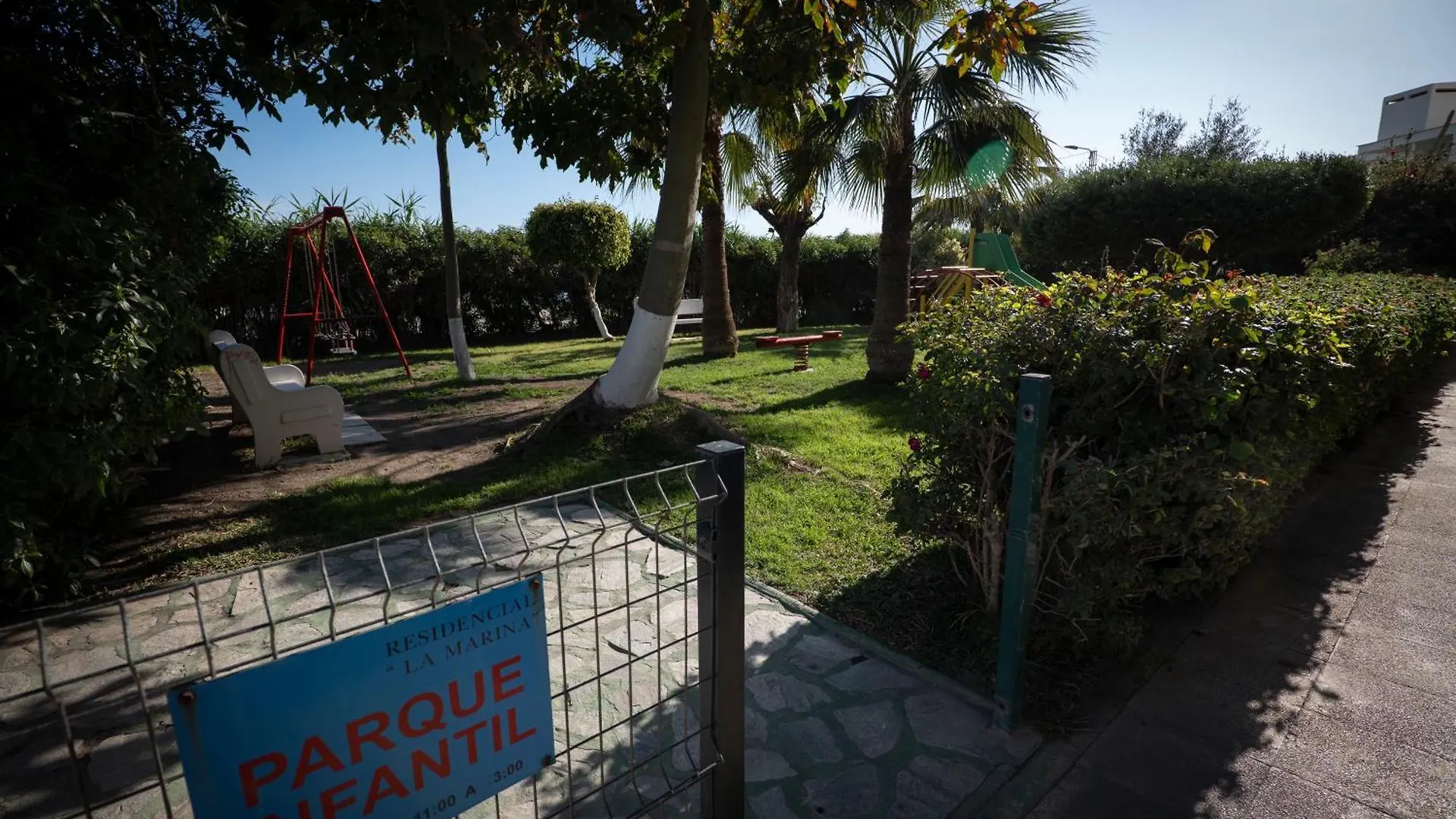 La Marina Beach 3 Bedrooms Sun & Golf Torre de Benagalbon 0*,  Spain
